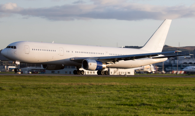 Boeing 767-300ER - Flapper